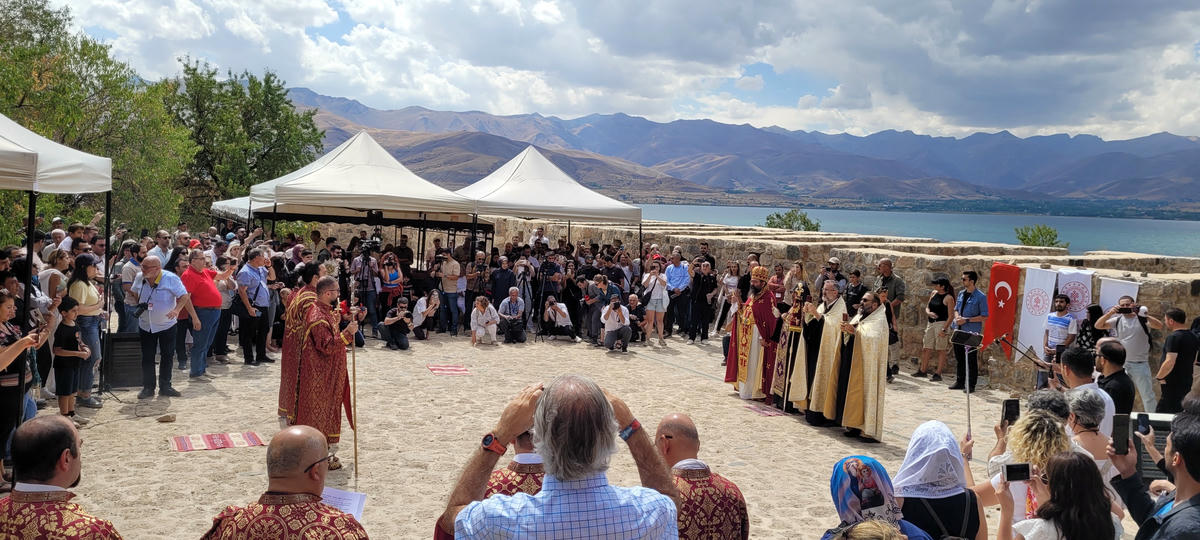 Akhtamar'da 11. ayin